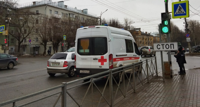 В Кирове 74-летний мужчина попал под электропоезд