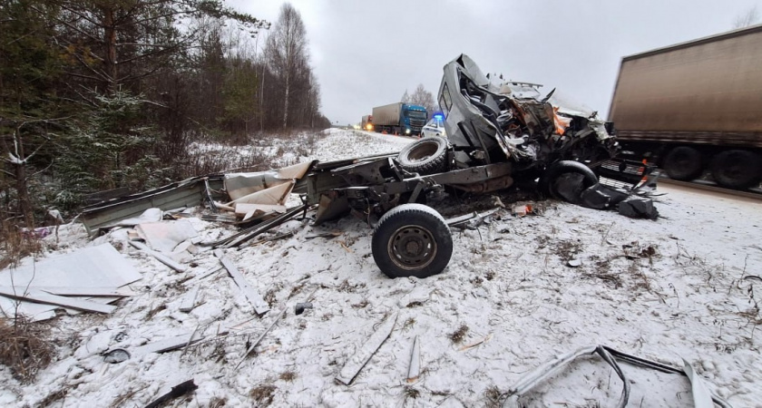 Четыре человека погибли в авариях в Кировской области за выходные