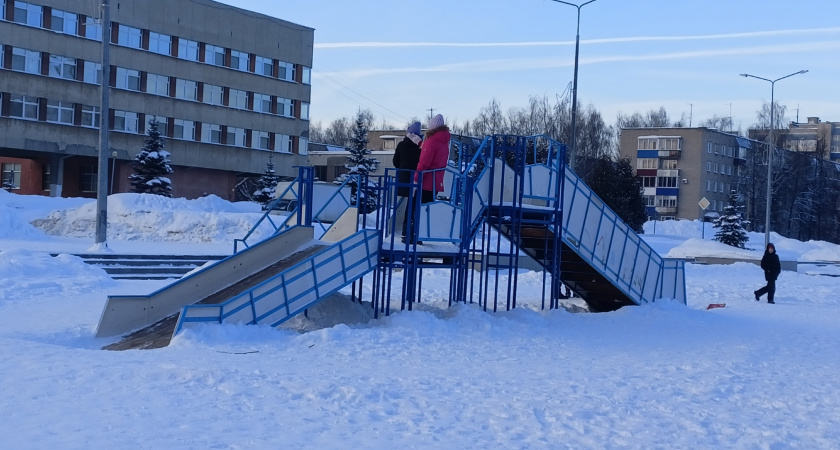 Принято жесткое решение о праздниках - отдых в январе перенесли, а каникулы изменились до неузнаваемости