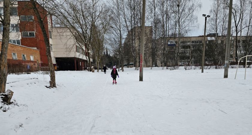 "Дети в восторге, а родители схватились за сердце": весенние каникулы в школах перенесли. Утвердили новые даты.