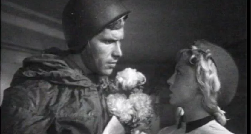 Проверьте свои знания военных песен — достаточно одной строчки, чтобы узнать композицию