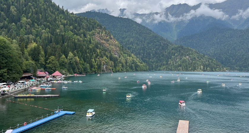 26 700 рублей на троих: туроператор назвал самое бюджетное направление для отдыха - вкусная кухня и чистое море, нет толп народа