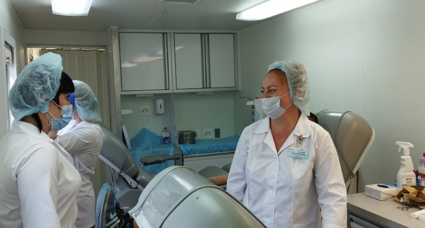 Кировские медики провели операцию по удалению кисты Бейкера у жительницы Кирово-Чепецка