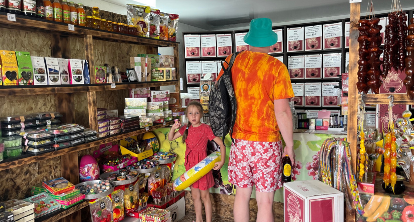 Переехали на Черное море — «свихнулись» спустя 6 месяцев: что довело туристов и при чем тут «Пятерочка» с «Магнитом»