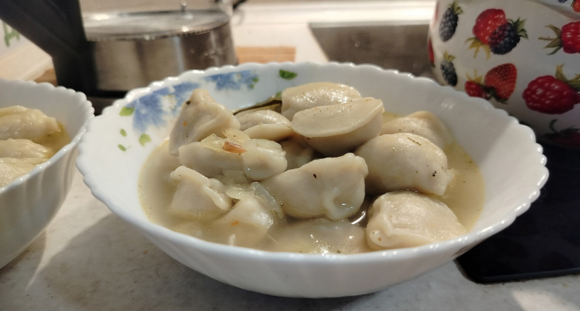 Секрет идеальных пельменей: что добавить в воду при варке, чтобы они стали вкуснее любых других блюд