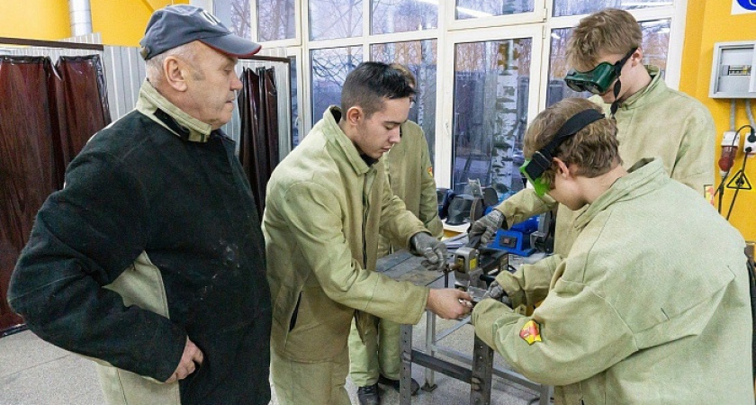 В Кировской области началась приемная кампания в техникумы и колледжи