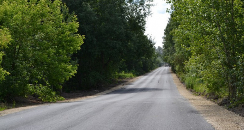 Улицу Вокзальную у станции "Чепецкая" покрыли новым асфальтом