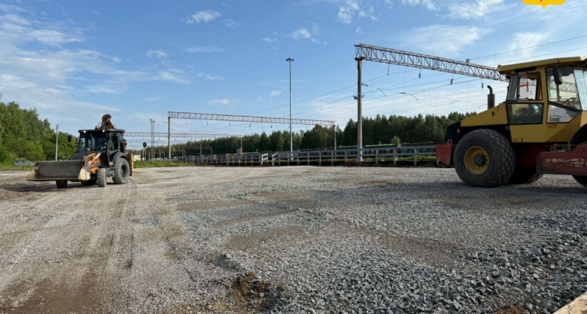 В Кирово-Чепецке благоустроили разворотный круг у станции "Чепецкая"