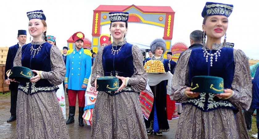 Представители 70 регионов собрались на Всероссийском сельском Сабантуе