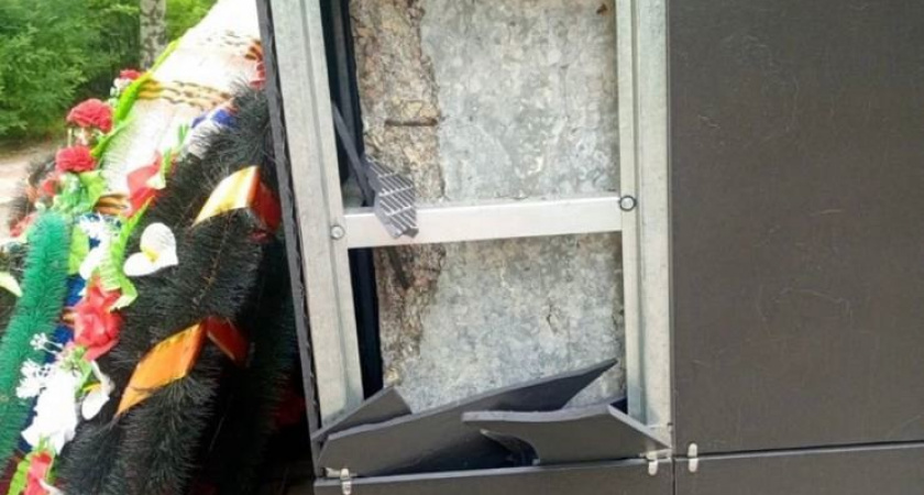 В Зуевке нетрезвый юноша атаковал воинский мемориал: возбуждено уголовное дело