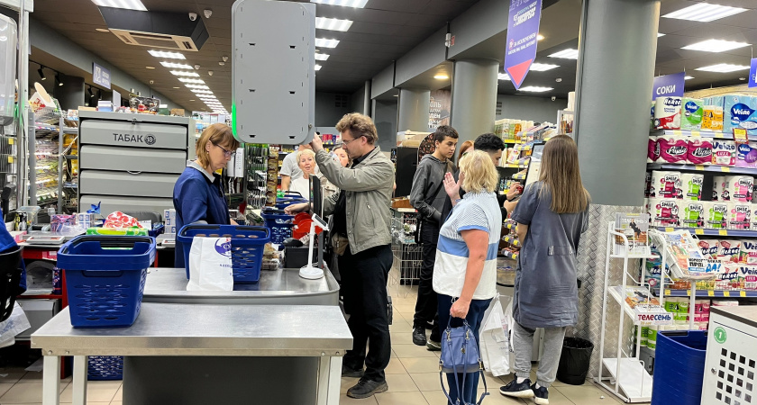 Российские сети переходят на дарксторы: «Пятерочка», «Магнит» и «Перекресток» меняют правила торговли