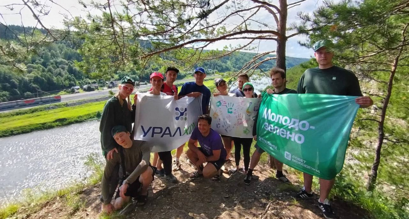 Молодежь филиала "КЧХК" приняла участие в корпоративном сплаве