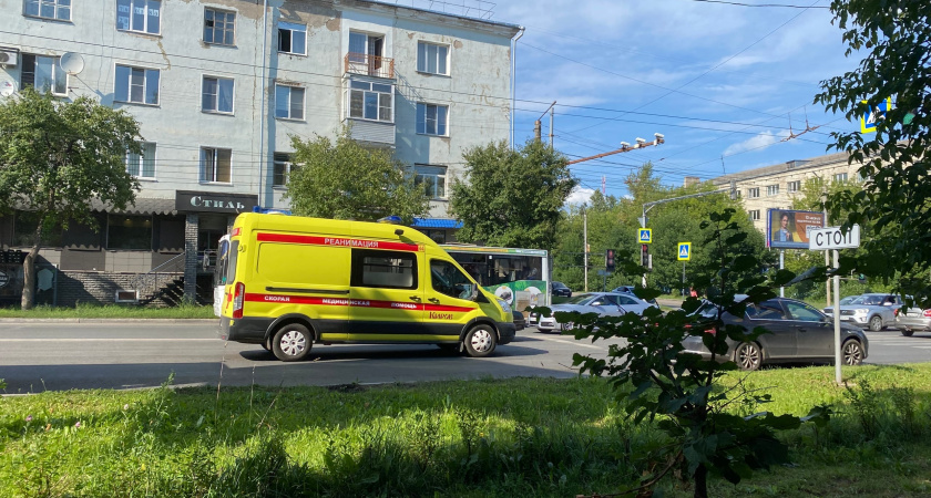 В Оричевском районе мужчине удалось выжить после двух ударов ножом в сердце