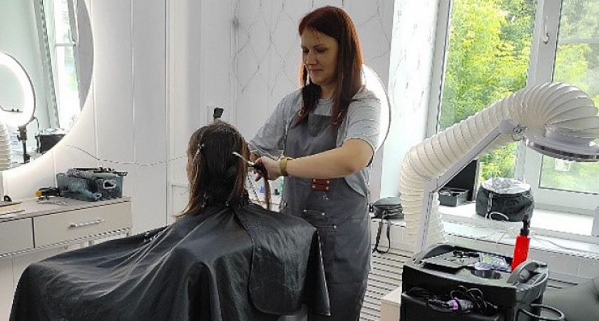Жена участника СВО в Кикнуре открыла парикмахерскую при поддержке социального контракта