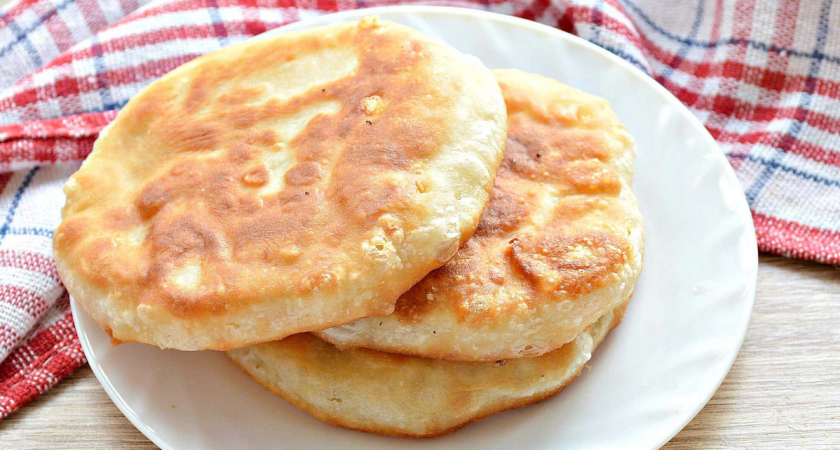 Лепёшки "из ничего" на воде за 15 минут: выручат, когда дома закончился хлеб