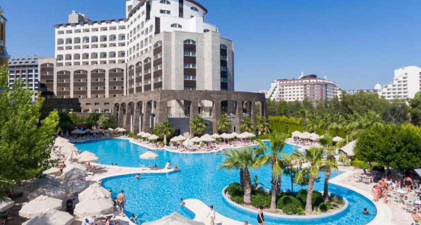 Немцам - всё, русским - ничего: подруга разочаровалась в дорогущем турецком отеле