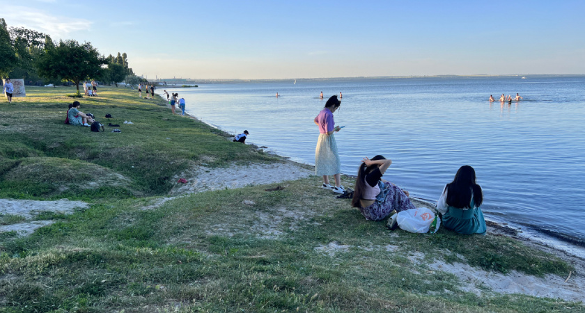 Почему мы убегали с пляжей Таганрога, сверкая пятками: если на море, то только не сюда