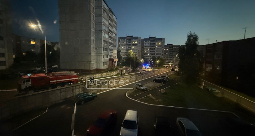 Экстренные службы выезжали к дому на улице Комиссара Утробина в Кирово-Чепецке