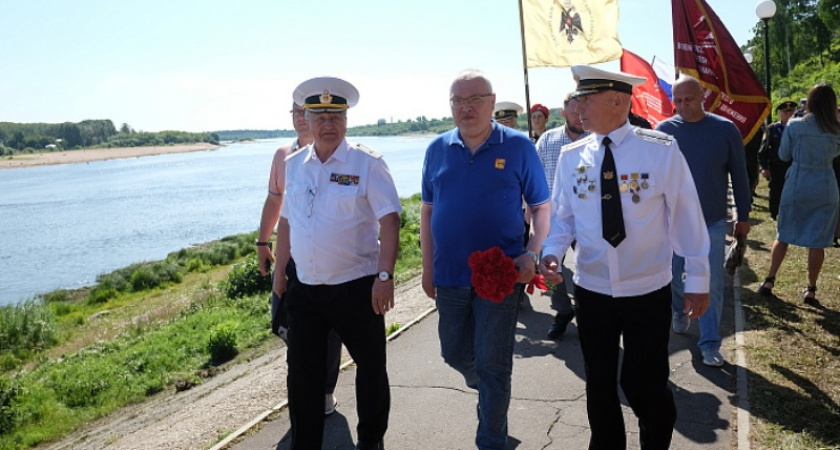 Губернатор Александр Соколов поздравил кировчан с Днем военно-морского флота