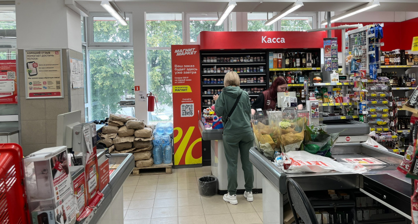 Продажа товаров на кассе: эффективные способы и примеры допродаж для увеличения прибыли магазина