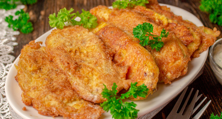 Сначала отбиваем, потом панируем: самые вкусные кабачки - никакого мяса не надо