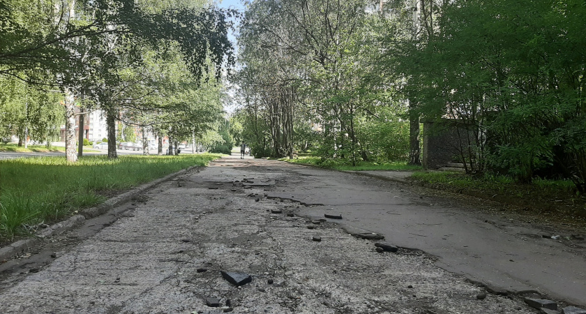 Дороги в Кировской области назвали одними из худших в стране – 84 место из 85