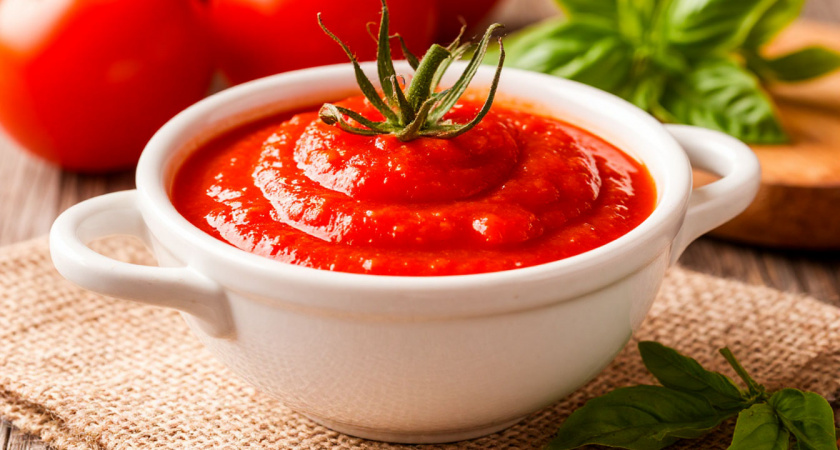 Научили готовить Кубанский соус на зиму - покупного кетчупа не нужно: густой и очень ароматный