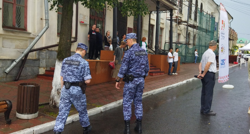 Избил и обокрал: в Котельниче задержан подозреваемый в грабеже