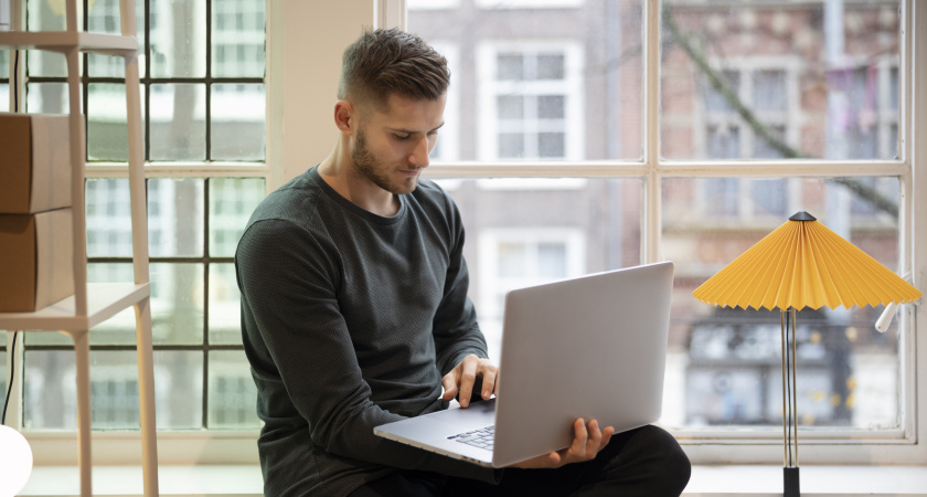 Как нужно правильно выключать ноутбук