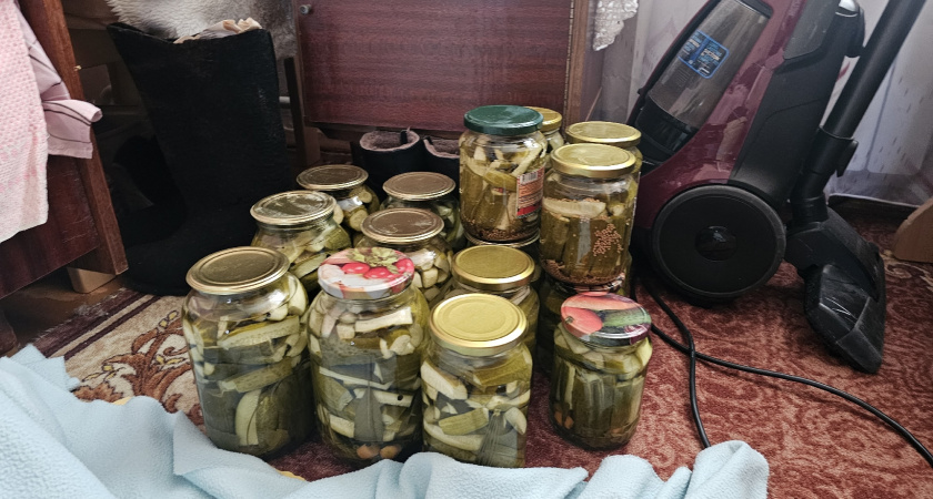 Огуречный посол, после которого огурцы не мутнеют и не "взлетают". Им еще моя бабушка пользовалась - ни разу не подводил