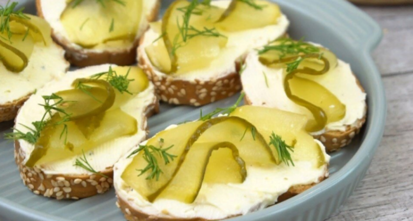 Такие бутерброды у нас съедаются быстрее, чем с икрой: все дело в намазке