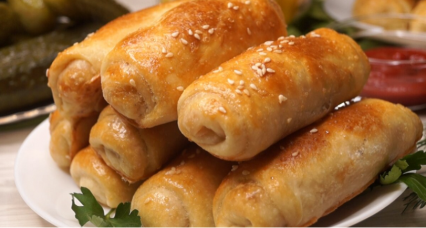 Хрустящие "Вихри": эти пирожки с капустой готовятся так быстро, что вы не успеете оглянуться, как они уже будут съедены