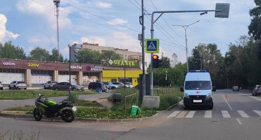 В Кирово-Чепецке на проспекте Мира опрокинулся 17-летний мотоциклист