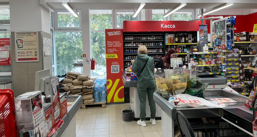 Почему мы выбираем самую длинную очередь в магазине, даже когда видим короткие?