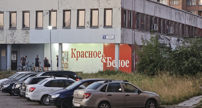 Что за отличные новинки в "Красное&Белое": и карпаччо из индейки, и пастила на палочке, и другие продукты