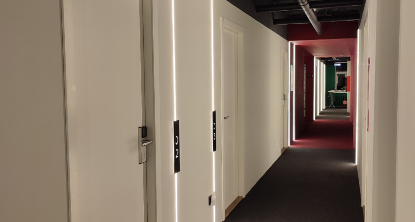 "Знай наших!": как русская туристка шороху в отеле навела - когда не надо молчать