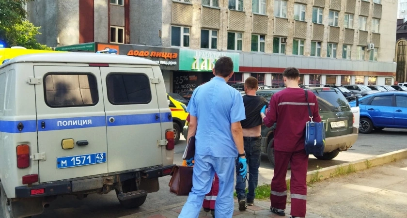 В Котельничском районе на лесопилке рабочему ампутировало руку из-за станка