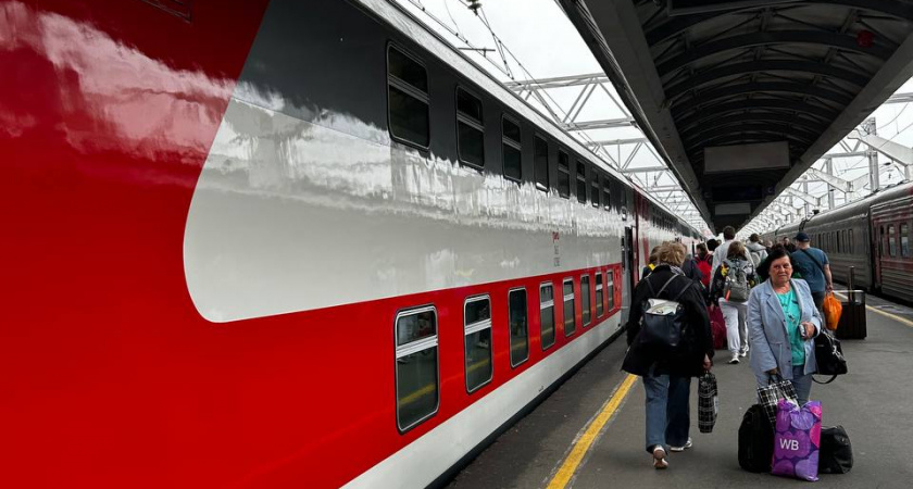 Чем не устраивают двухэтажные поезда: проехалась и поняла, почему для одних гордость, а для других стыдоба