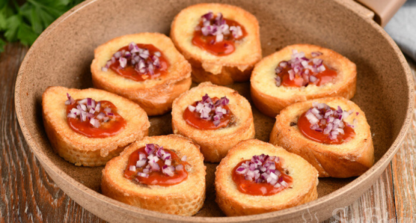 Горячие бутерброды, которые вас точно удивят способом приготовления и вкусом - 5 вариантов