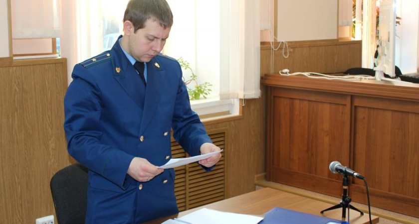 В Кировской области глава поселения взяла мужа в подчиненные и лишилась поста