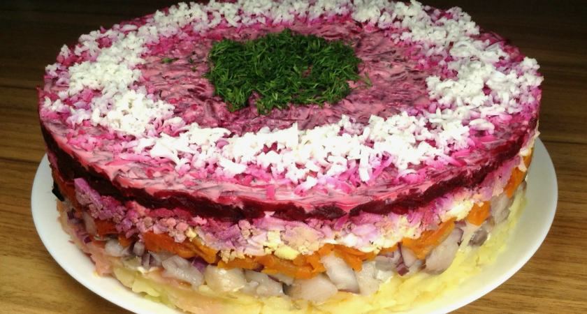 Поменял порядок слоев в шубе с сельдью. Результат дегустации от десяти гостей