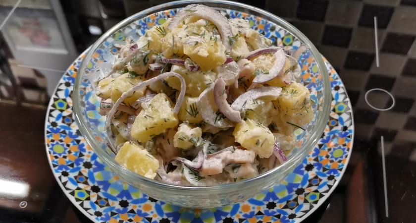 Вкуснее и проще этой закуски из селедки не знаю. Рецепт просто обалденный, еда на все времена