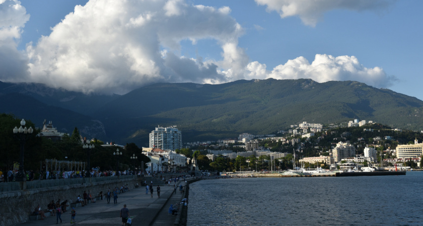 Почему Ялта и Южный Берег Крыма не лучшее место для жизни: мечта, которой сказали "до свидания!"