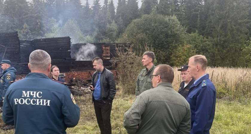 В Котельничском районе при страшном пожаре погибли четыре человека