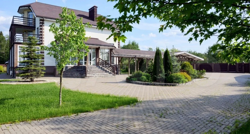 В Кировской области продают особняк за 65 миллионов рублей