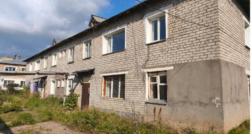 Прокуратура добилась решения суда о сносе аварийного дома в Советске