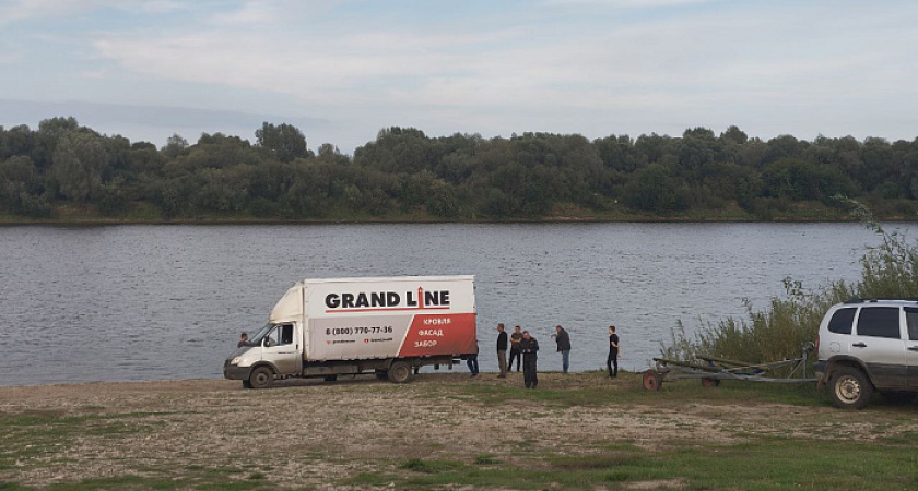В Уржумском районе в реку выпустили более 4 тысяч мальков стерляди