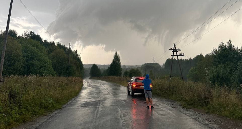 В Белохолуницком районе прошла торнадоопасная суперъячейка