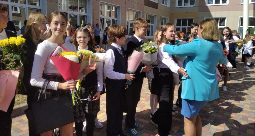 Больше 12 тысяч первоклассников пойдут в школы Кировской области 1 сентября 