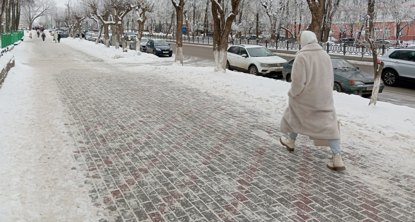 Синоптики предупреждают: зима в России будет теплее, но крайне опасной — прогноз на зиму 2025-2026